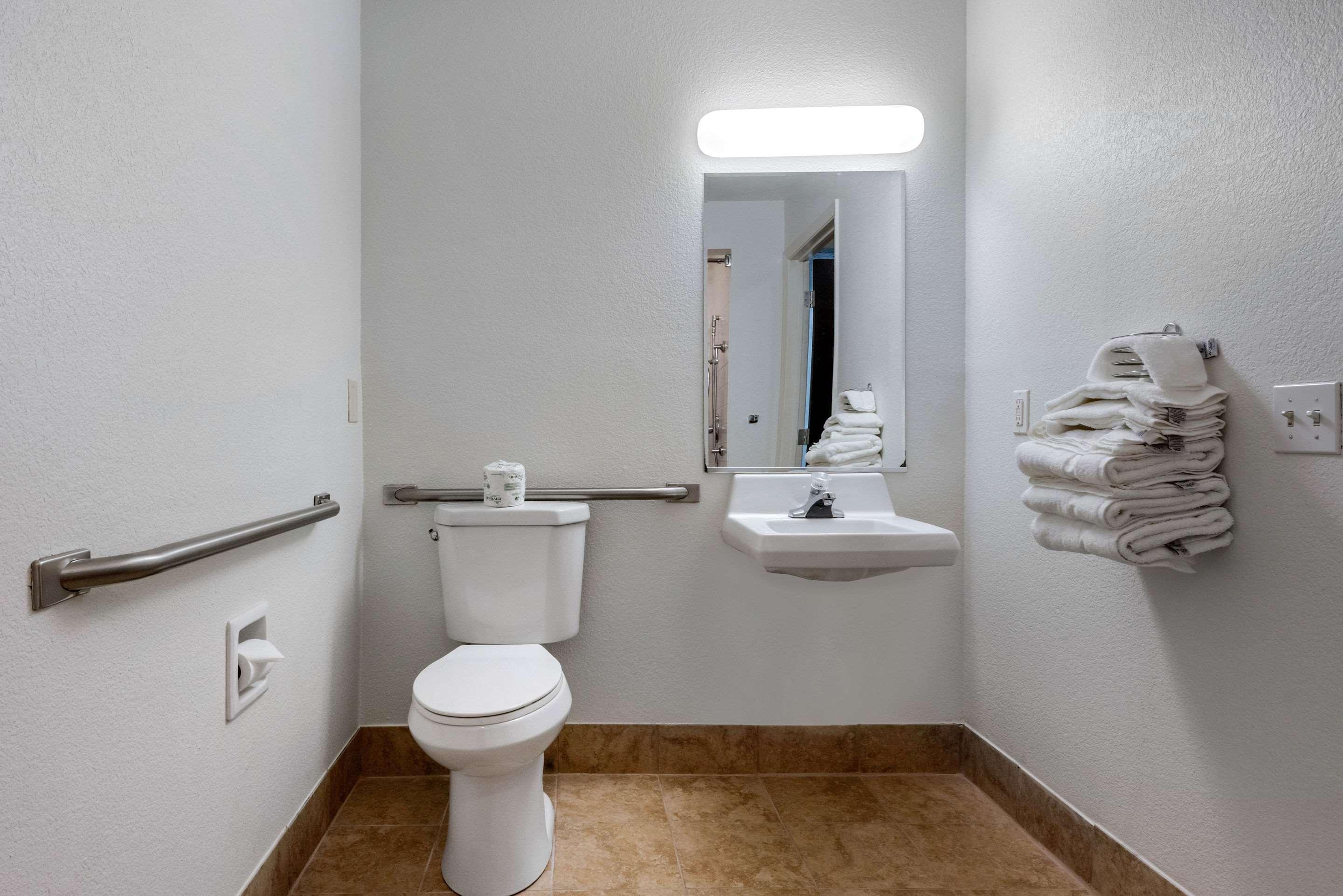 Quality Inn Coraopolis Ngoại thất bức ảnh