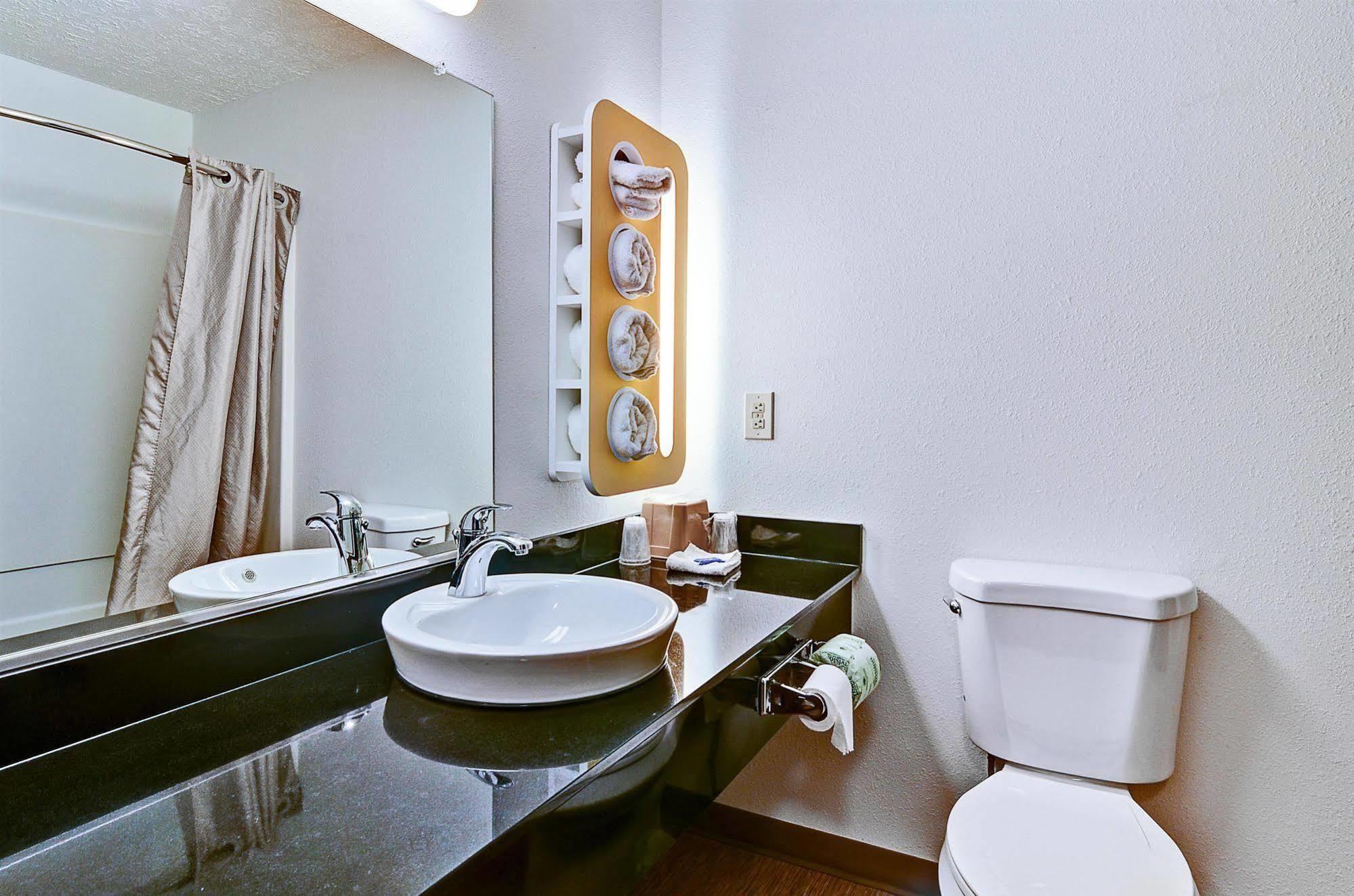 Quality Inn Coraopolis Ngoại thất bức ảnh
