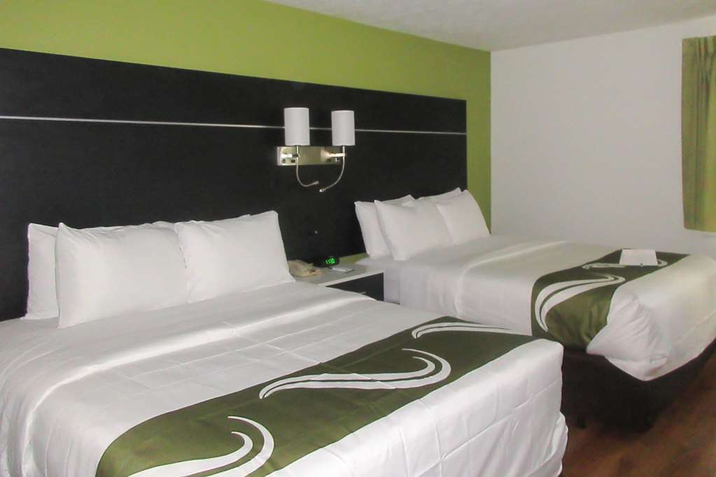 Quality Inn Coraopolis Phòng bức ảnh