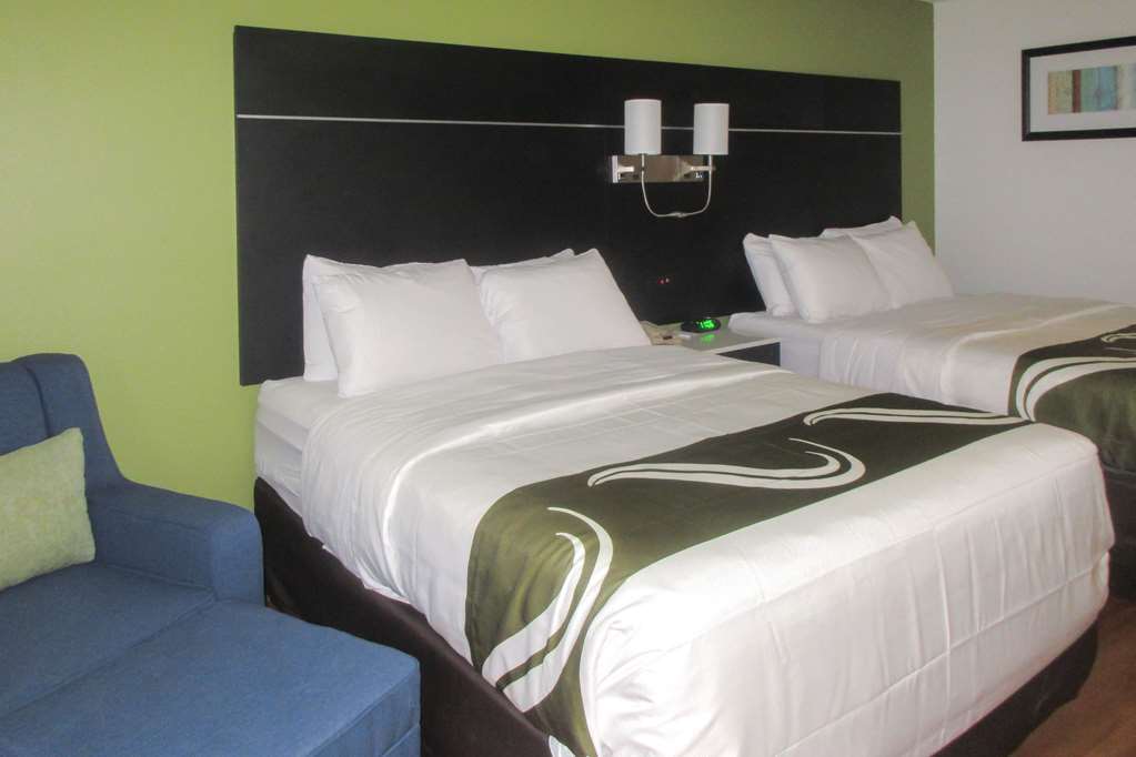 Quality Inn Coraopolis Phòng bức ảnh